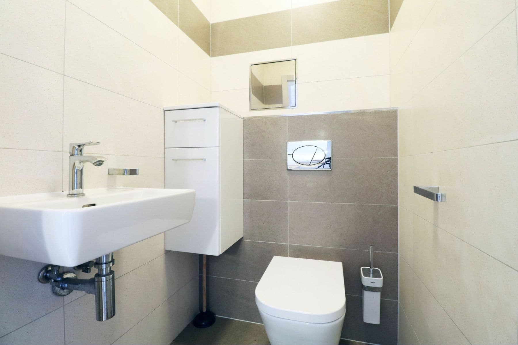 3 bedroom with open-plan kitchen flat to rent, 111 m², Musílkova, Prague, Prague 3 bedroom with open-plan kitchen flat to rent, 111 m², Musílkova, Prague, Prague