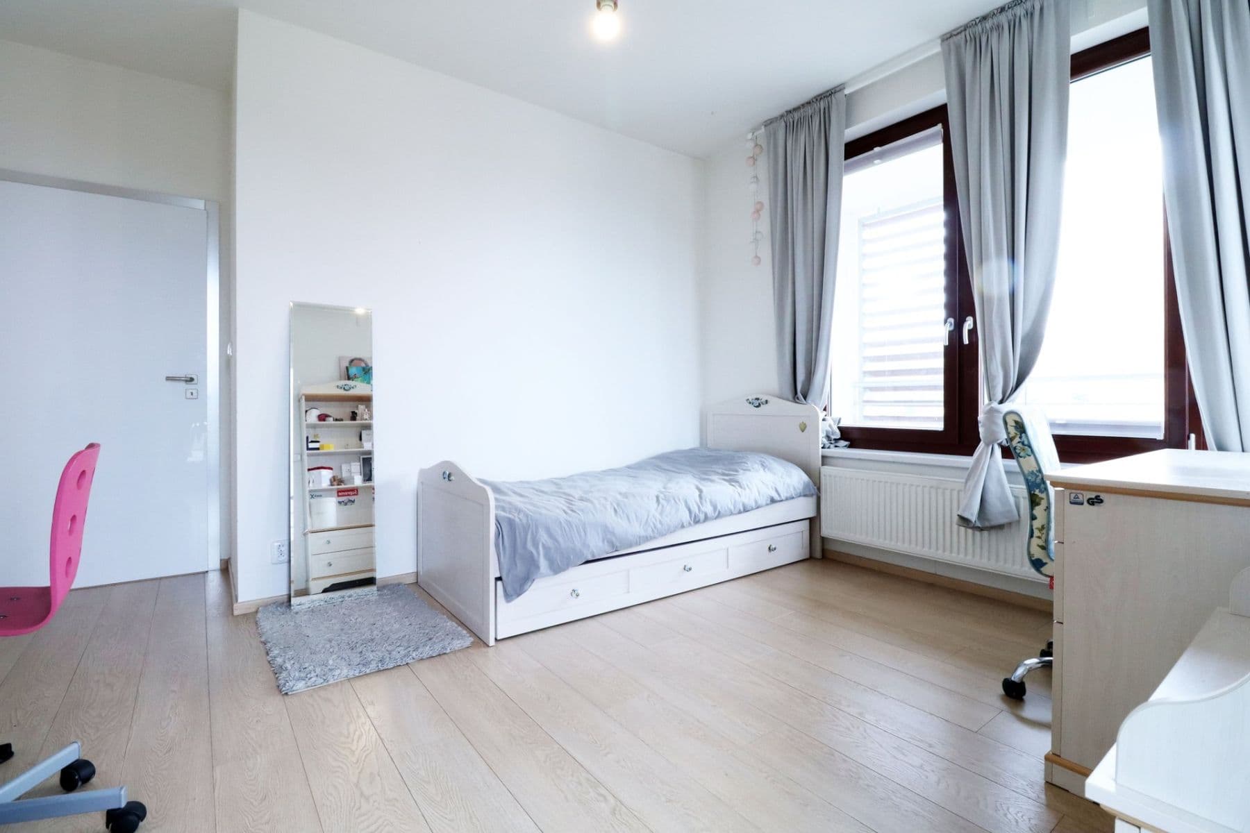 3 bedroom with open-plan kitchen flat to rent, 111 m², Musílkova, Prague, Prague 3 bedroom with open-plan kitchen flat to rent, 111 m², Musílkova, Prague, Prague