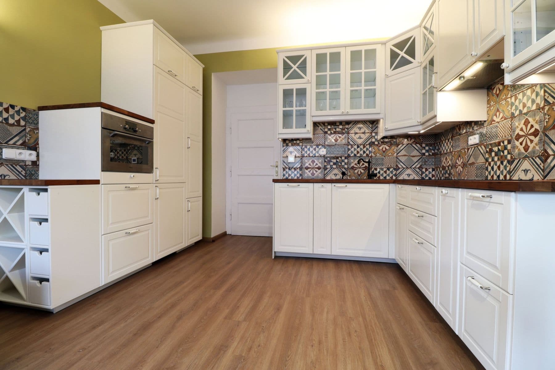 1 bedroom with open-plan kitchen flat to rent, 50 m², Biskupcova, Prague, Prague 1 bedroom with open-plan kitchen flat to rent, 50 m², Biskupcova, Prague, Prague