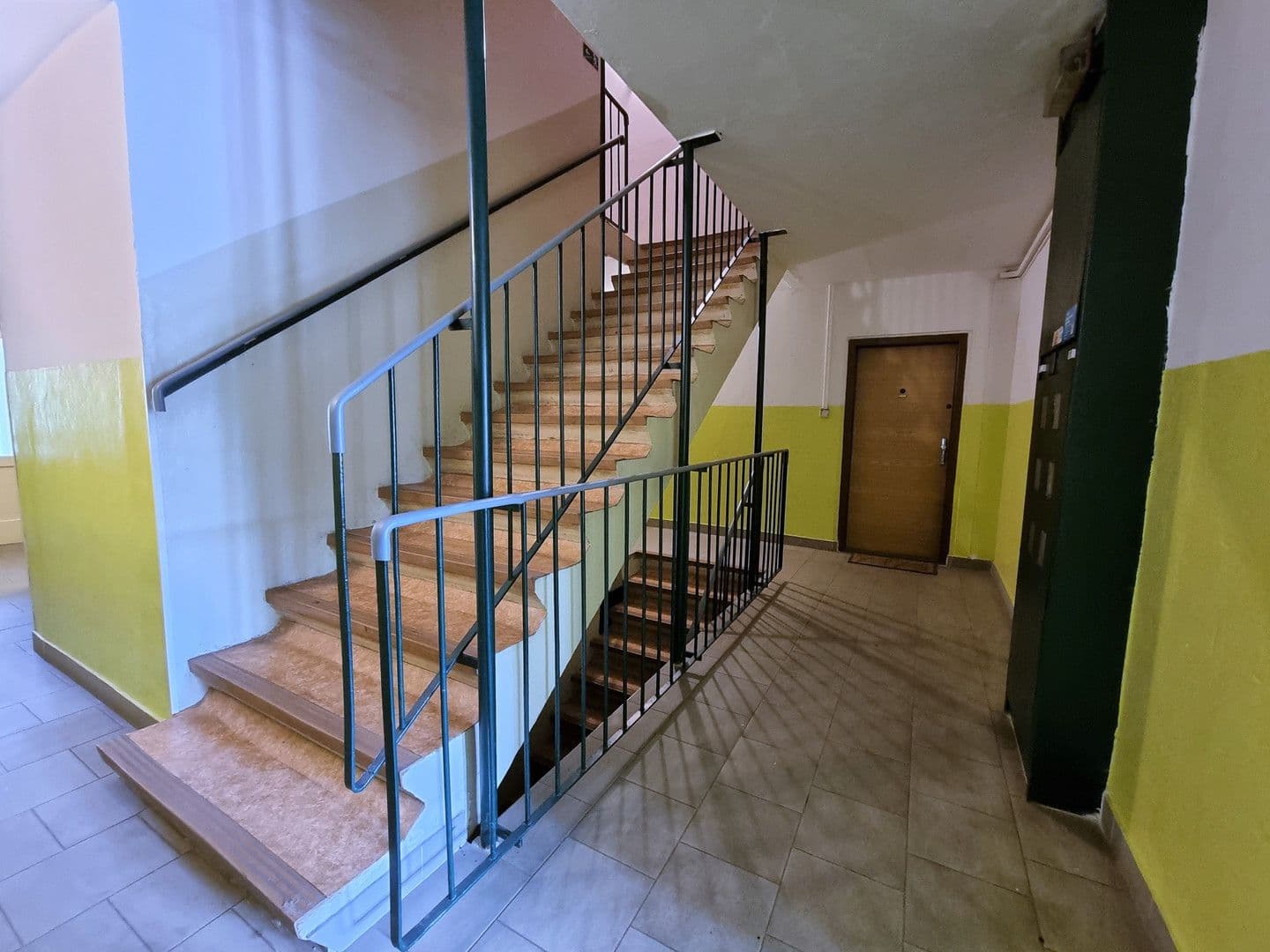 2 bedroom with open-plan kitchen flat to rent, 65 m², Rezlerova, Prague, Prague 2 bedroom with open-plan kitchen flat to rent, 65 m², Rezlerova, Prague, Prague