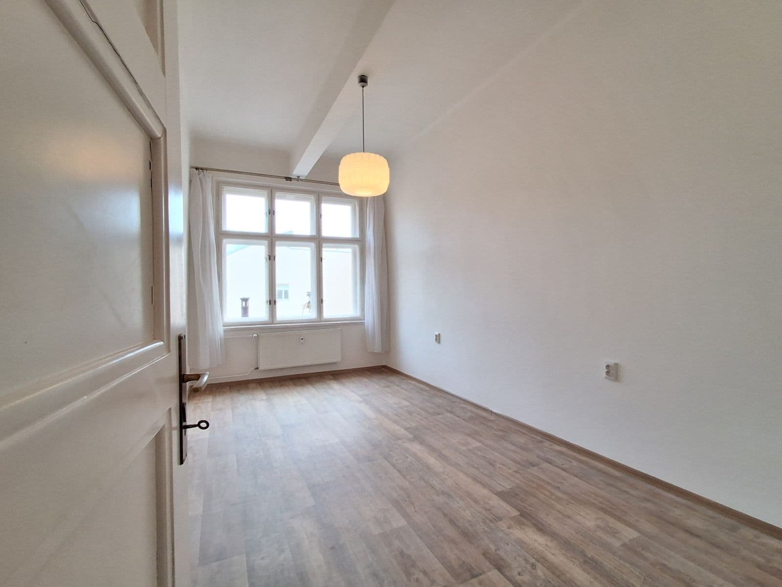 2 bedroom with open-plan kitchen flat to rent, 71 m², Opletalova, Prague, Prague 2 bedroom with open-plan kitchen flat to rent, 71 m², Opletalova, Prague, Prague