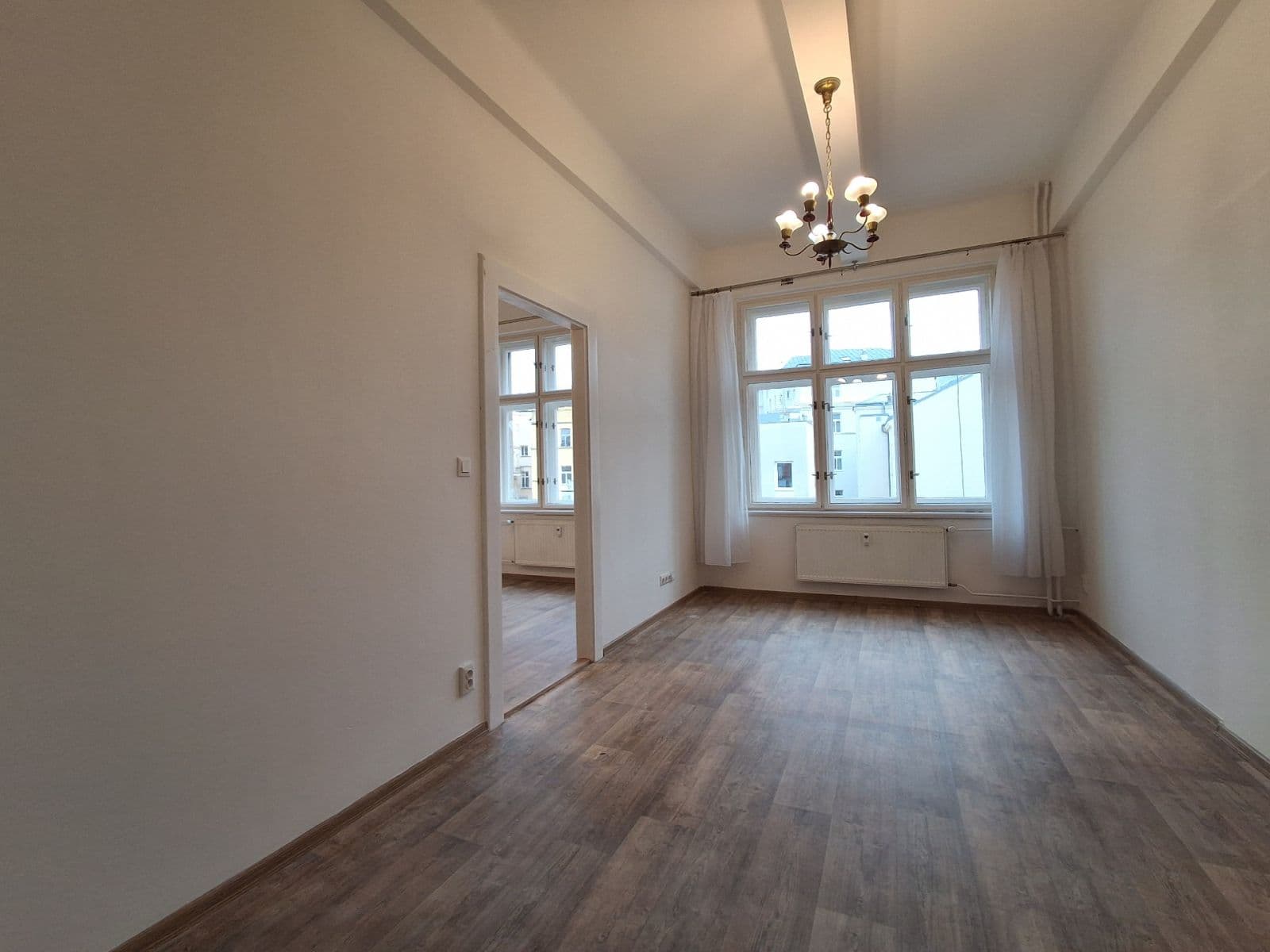 2 bedroom with open-plan kitchen flat to rent, 71 m², Opletalova, Prague, Prague 2 bedroom with open-plan kitchen flat to rent, 71 m², Opletalova, Prague, Prague