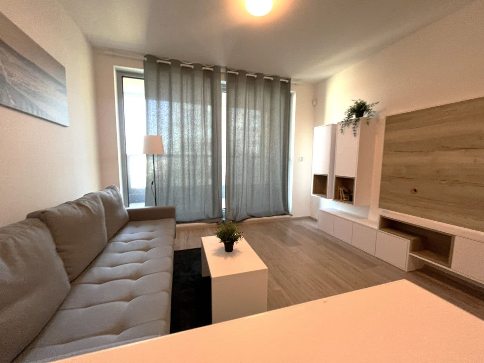 Studio flat to rent, 33 m², Kurta Konráda, Prague, Prague Studio flat to rent, 33 m², Kurta Konráda, Prague, Prague