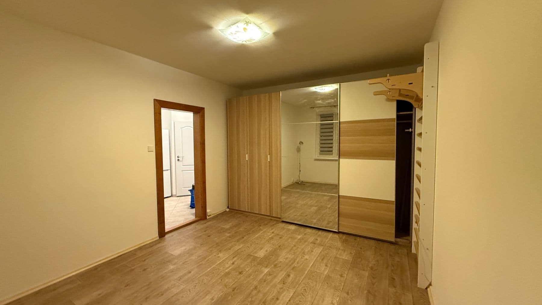 1 bedroom with open-plan kitchen flat to rent, 39 m², Na Ostrově, Chrudim, Pardubický Region 1 bedroom with open-plan kitchen flat to rent, 39 m², Na Ostrově, Chrudim, Pardubický Region