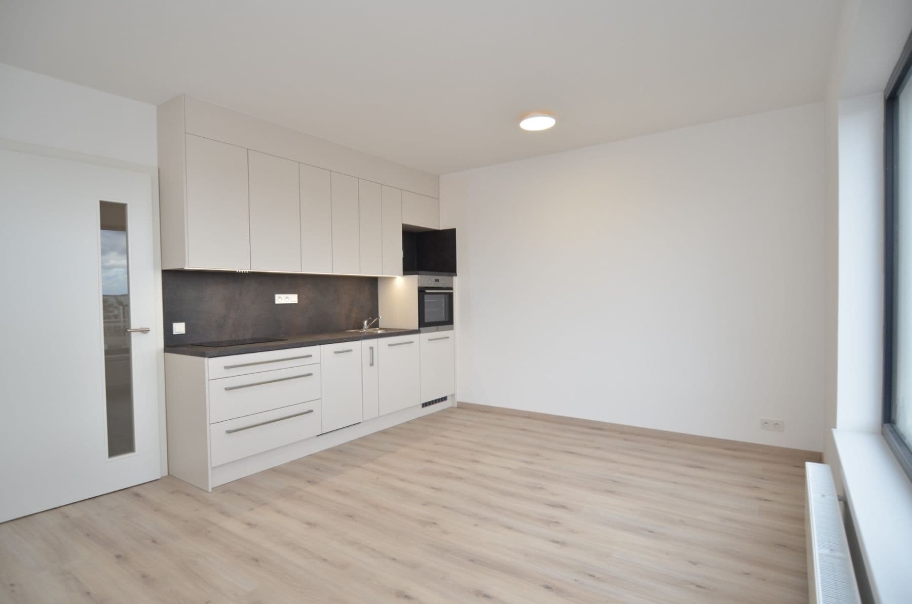 Studio flat to rent, 30 m², Tupolevova, Prague, Prague Studio flat to rent, 30 m², Tupolevova, Prague, Prague