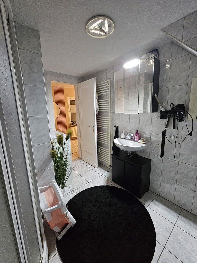 3 bedroom flat to rent, 90 m², Ebertstr. 93, Oberhausen, North Rhine-Westphalia 3 bedroom flat to rent, 90 m², Ebertstr. 93, Oberhausen, North Rhine-Westphalia