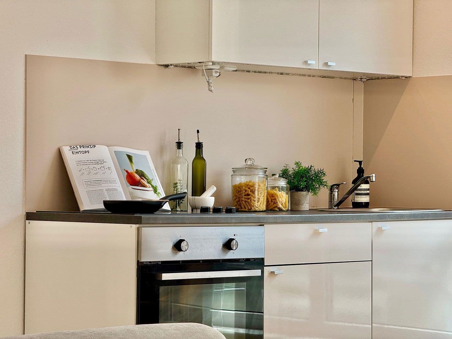 1 bedroom flat to rent, 45 m², Endenicher Str. 308, Bonn, North Rhine-Westphalia 1 bedroom flat to rent, 45 m², Endenicher Str. 308, Bonn, North Rhine-Westphalia