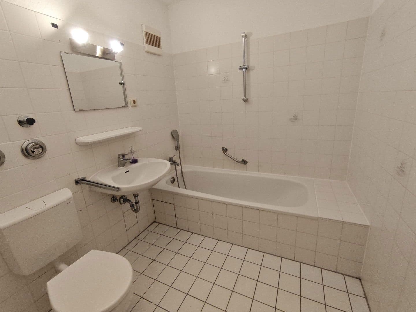 1 bedroom flat to rent, 46 m², Giselherplatz 2, Ludwigshafen-Edigheim, Rhineland-Palatinate 1 bedroom flat to rent, 46 m², Giselherplatz 2, Ludwigshafen-Edigheim, Rhineland-Palatinate