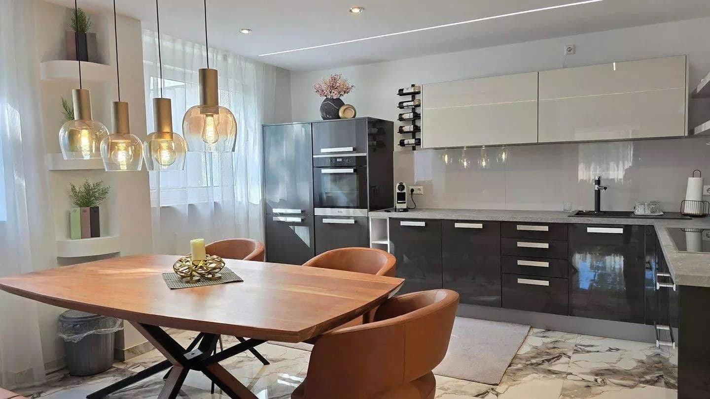 1 bedroom with open-plan kitchen flat to rent, 81 m², Stuttgart, Baden-Württemberg 1 bedroom with open-plan kitchen flat to rent, 81 m², Stuttgart, Baden-Württemberg