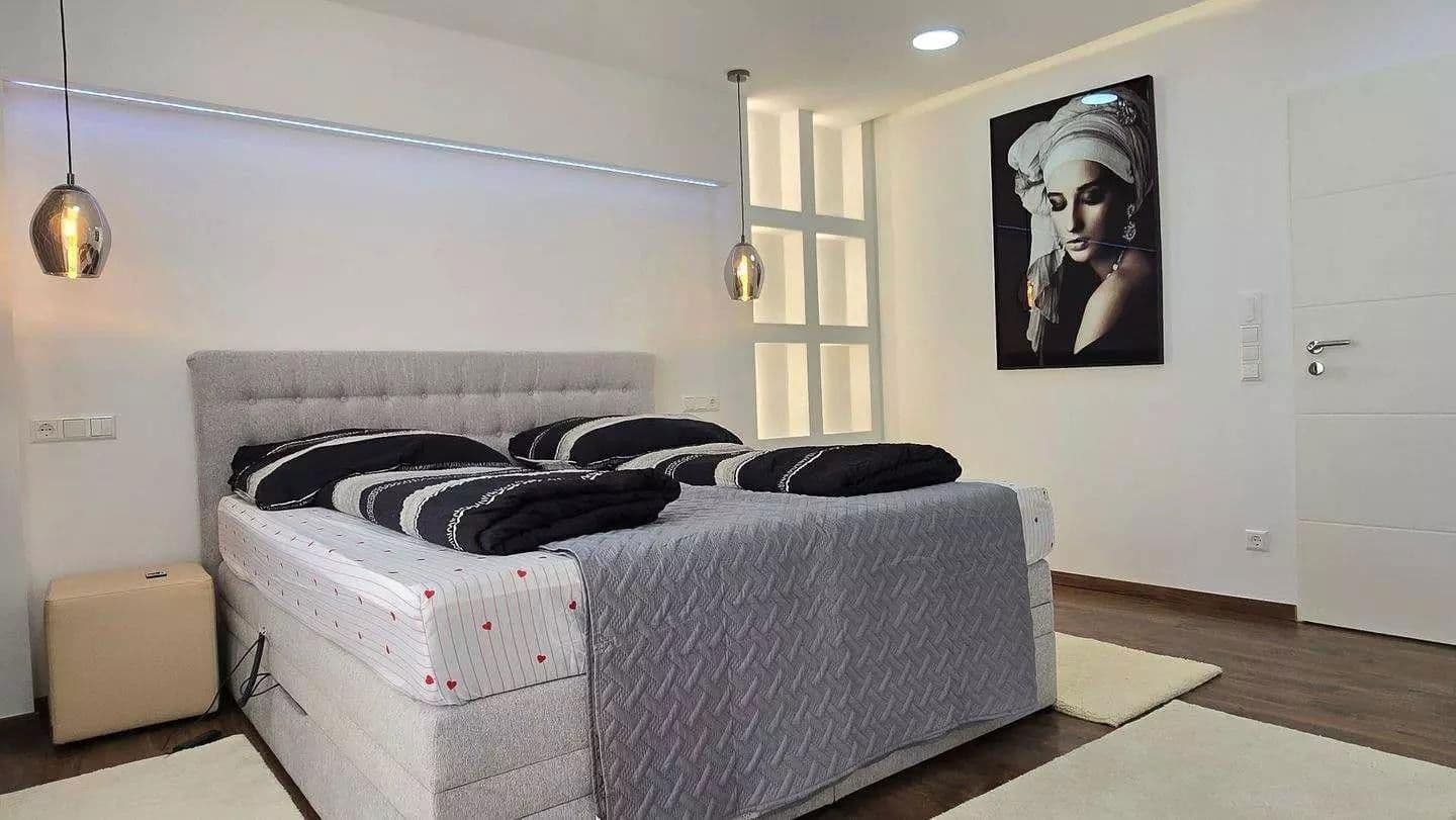 1 bedroom with open-plan kitchen flat to rent, 81 m², Stuttgart, Baden-Württemberg 1 bedroom with open-plan kitchen flat to rent, 81 m², Stuttgart, Baden-Württemberg