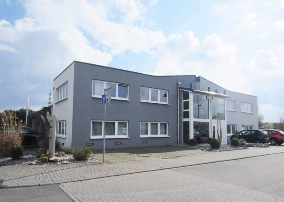 office to rent, 175 m², Eichenweg 19, Schwetzingen, Baden-Württemberg office to rent, 175 m², Eichenweg 19, Schwetzingen, Baden-Württemberg