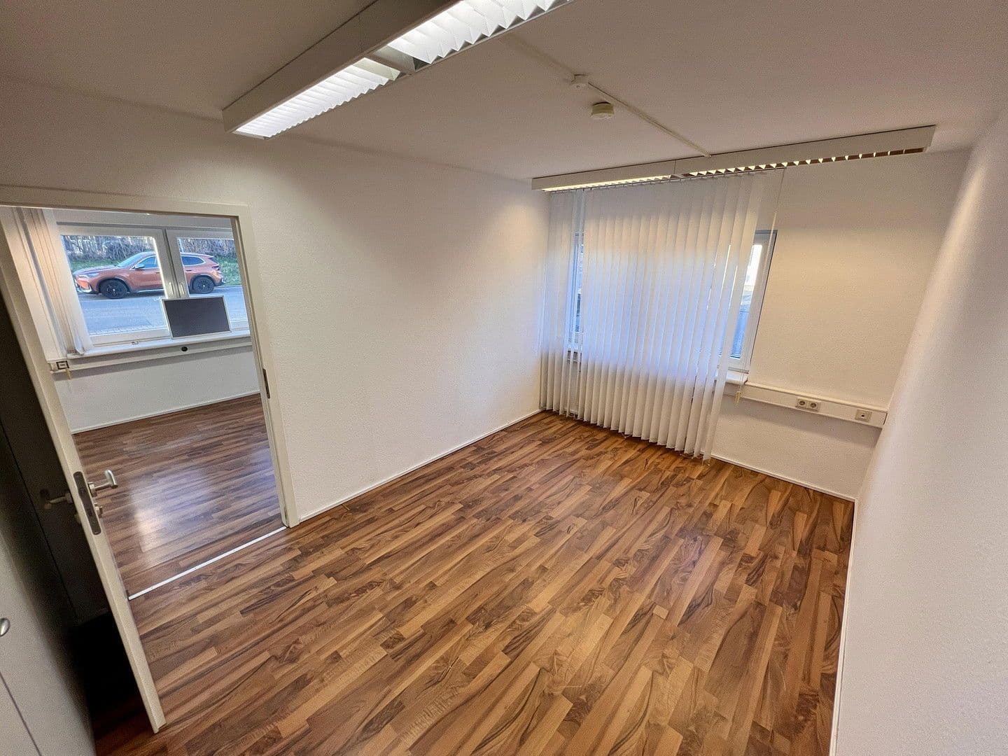 office to rent, 175 m², Eichenweg 19, Schwetzingen, Baden-Württemberg office to rent, 175 m², Eichenweg 19, Schwetzingen, Baden-Württemberg