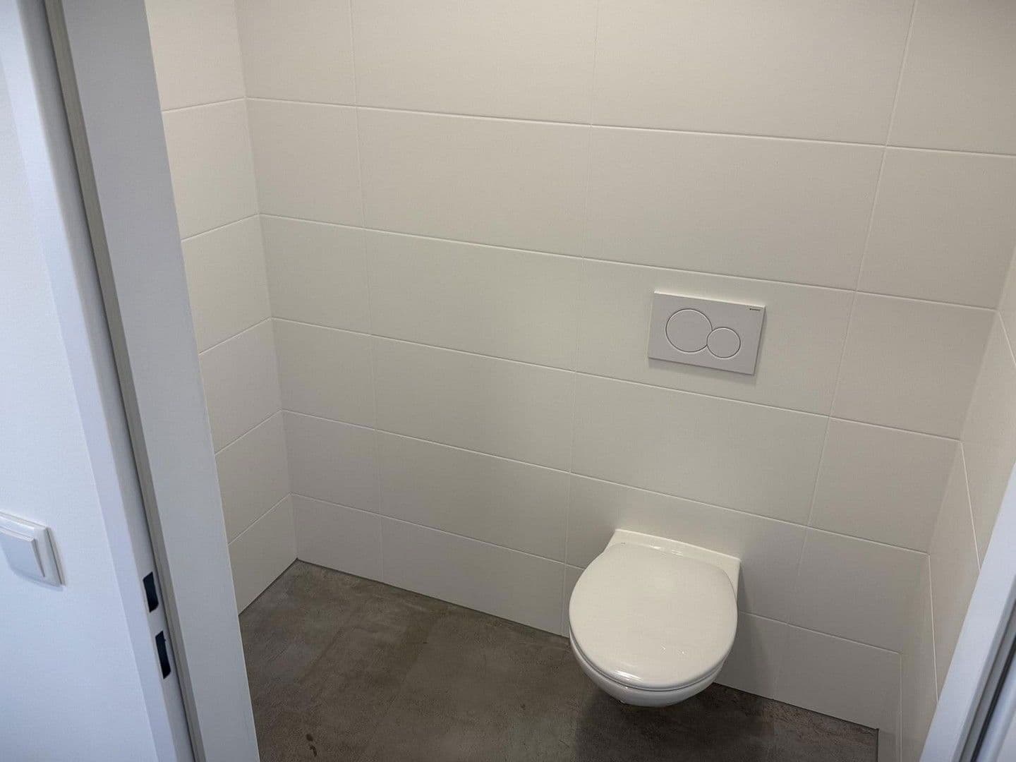 non-residential property to rent, 2,082 m², Gewerbepark B17 / II / Straße 3 / Objekt 11, Teesdorf, Lower Austria non-residential property to rent, 2,082 m², Gewerbepark B17 / II / Straße 3 / Objekt 11, Teesdorf, Lower Austria