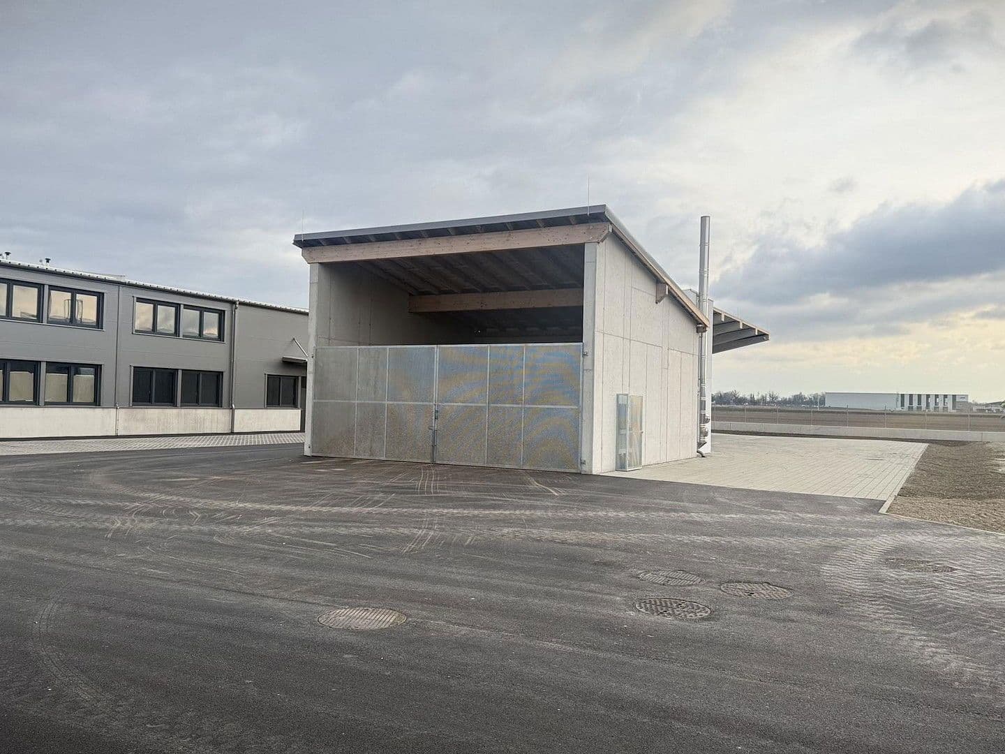 non-residential property to rent, 2,082 m², Gewerbepark B17 / II / Straße 3 / Objekt 11, Teesdorf, Lower Austria non-residential property to rent, 2,082 m², Gewerbepark B17 / II / Straße 3 / Objekt 11, Teesdorf, Lower Austria