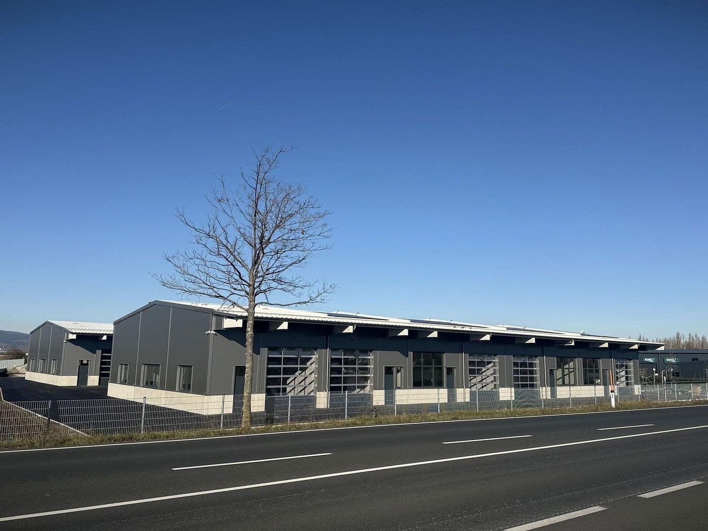 non-residential property to rent, 2,082 m², Gewerbepark B17 / II / Straße 3 / Objekt 11, Teesdorf, Lower Austria non-residential property to rent, 2,082 m², Gewerbepark B17 / II / Straße 3 / Objekt 11, Teesdorf, Lower Austria