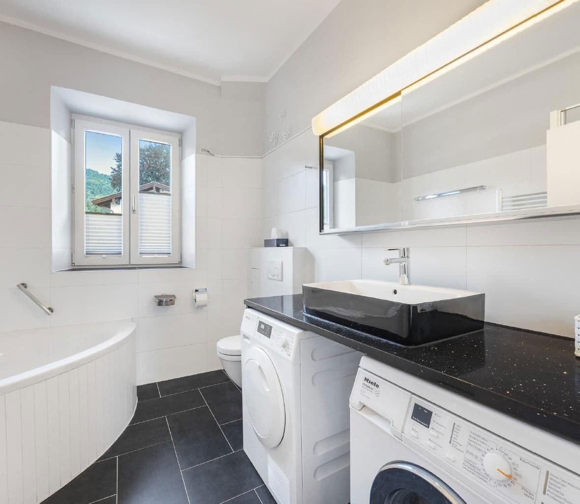 3 bedroom with open-plan kitchen flat for sale, 176 m², Münchner Str. 55, Bad Wiessee, Bavaria 3 bedroom with open-plan kitchen flat for sale, 176 m², Münchner Str. 55, Bad Wiessee, Bavaria