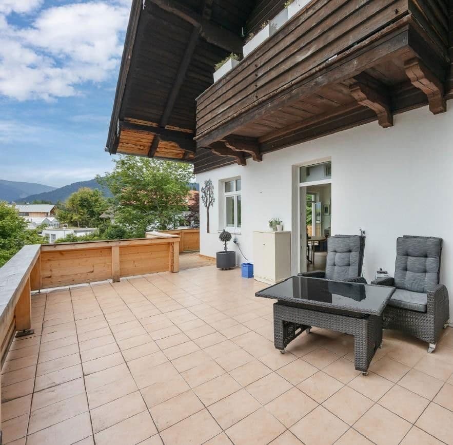 3 bedroom with open-plan kitchen flat for sale, 176 m², Münchner Str. 55, Bad Wiessee, Bavaria 3 bedroom with open-plan kitchen flat for sale, 176 m², Münchner Str. 55, Bad Wiessee, Bavaria