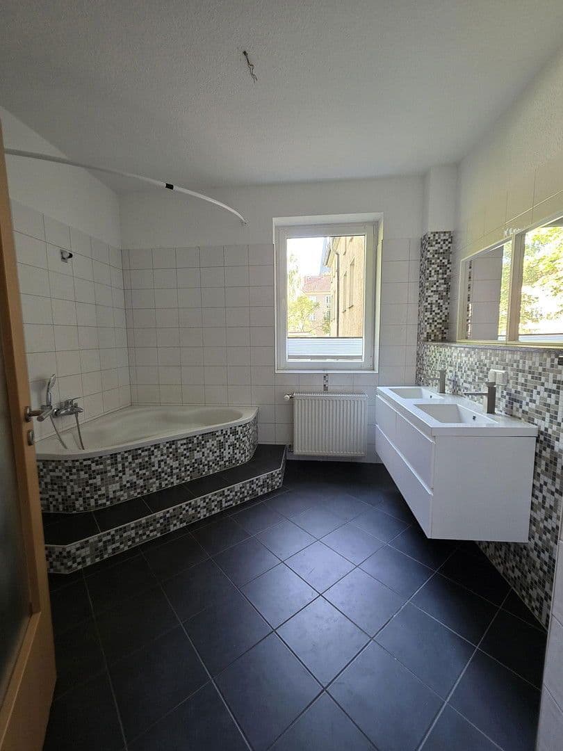 3 bedroom flat to rent, 90 m², Eisenbahnstraße 19, Eberswalde, Brandenburg 3 bedroom flat to rent, 90 m², Eisenbahnstraße 19, Eberswalde, Brandenburg