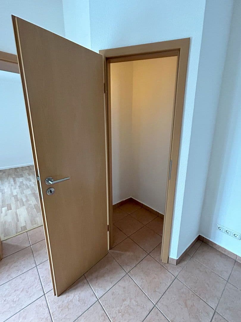 3 bedroom flat to rent, 90 m², Eisenbahnstraße 19, Eberswalde, Brandenburg 3 bedroom flat to rent, 90 m², Eisenbahnstraße 19, Eberswalde, Brandenburg