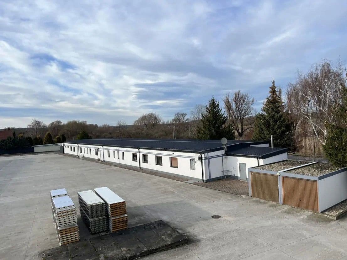 non-residential property for sale, 91,101 m², Wettin-Löbejün, Saxony-Anhalt non-residential property for sale, 91,101 m², Wettin-Löbejün, Saxony-Anhalt