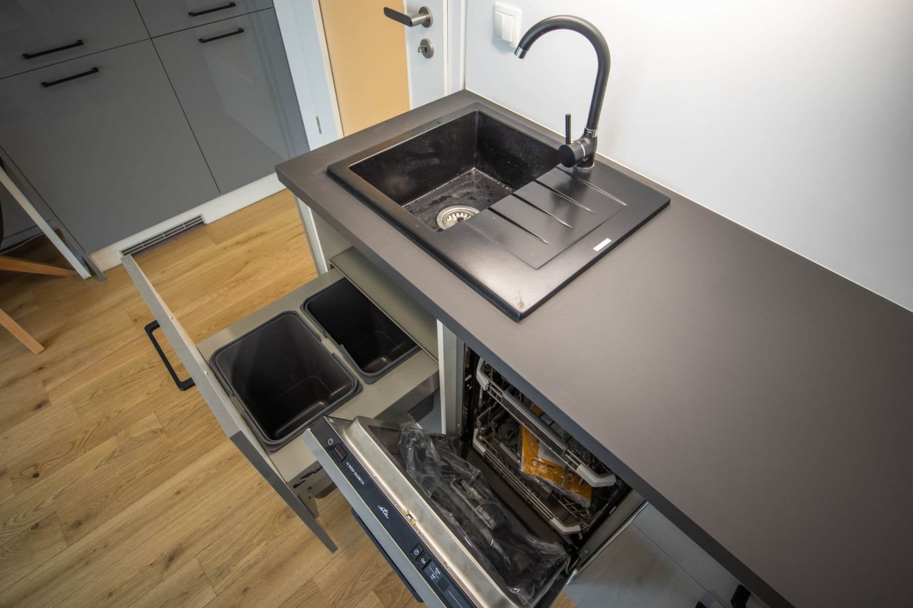 Studio flat for sale, 27 m², Ramonova, Prague, Prague Studio flat for sale, 27 m², Ramonova, Prague, Prague