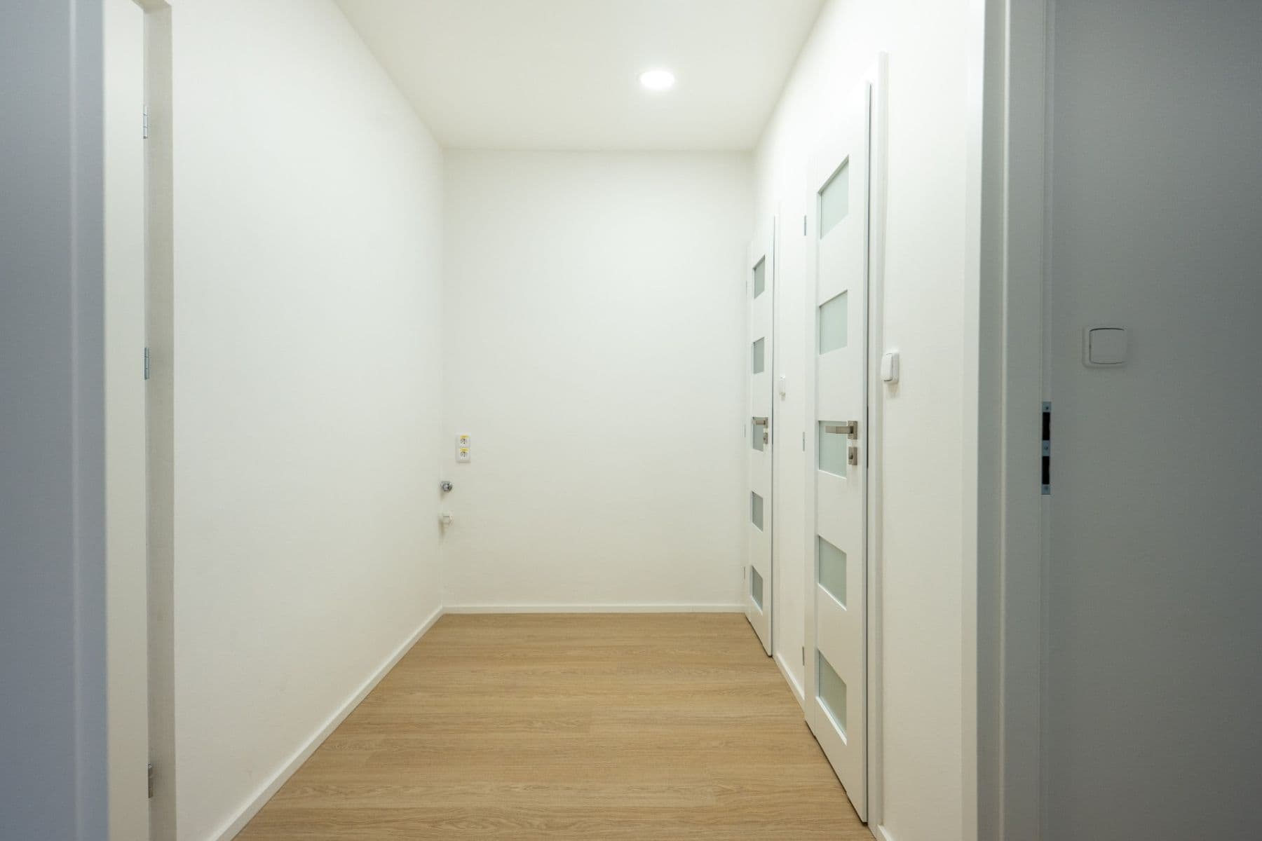 1 bedroom with open-plan kitchen flat for sale, 37 m², Evropská, Prague, Prague 1 bedroom with open-plan kitchen flat for sale, 37 m², Evropská, Prague, Prague