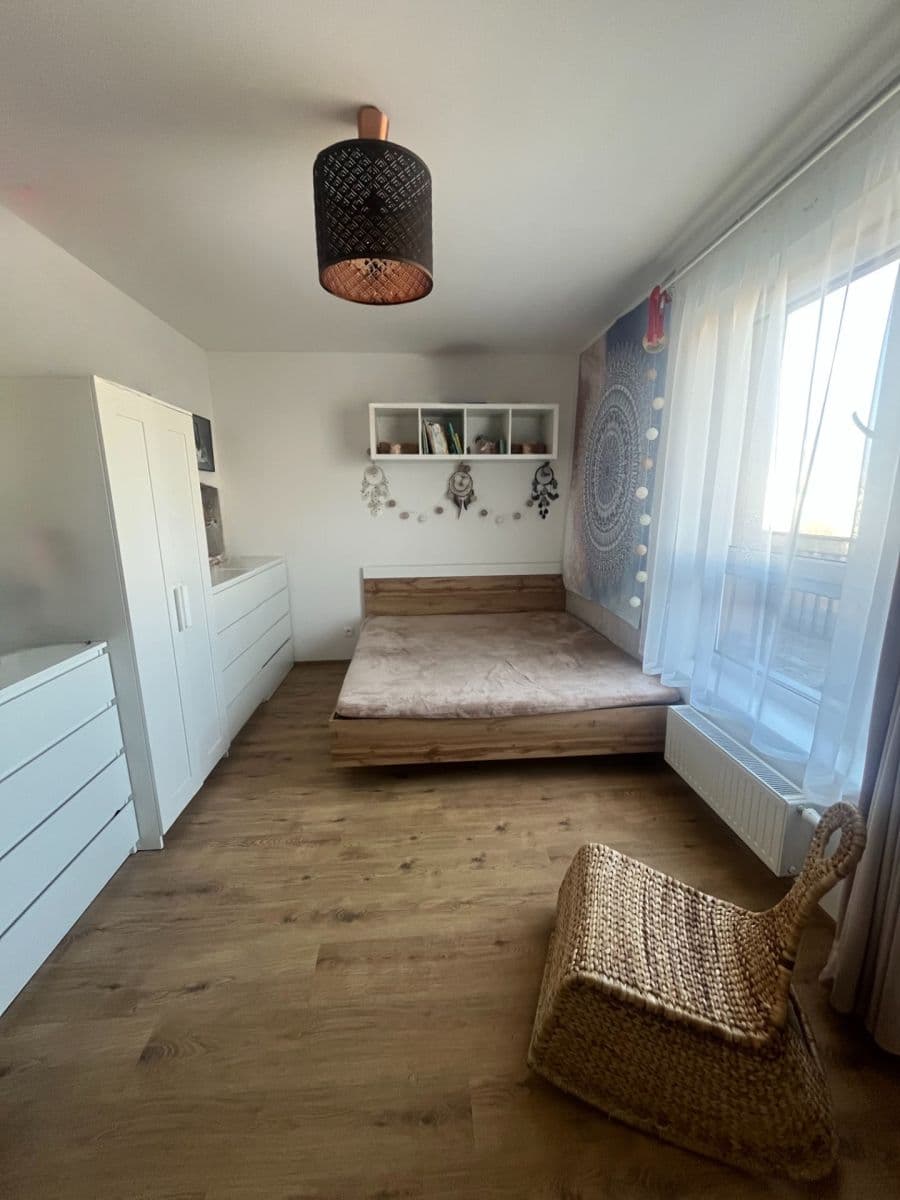 1 bedroom with open-plan kitchen flat to rent, 57 m², U Vodojemu, Brandýs nad Labem-Stará Boleslav, Středočeský Region 1 bedroom with open-plan kitchen flat to rent, 57 m², U Vodojemu, Brandýs nad Labem-Stará Boleslav, Středočeský Region