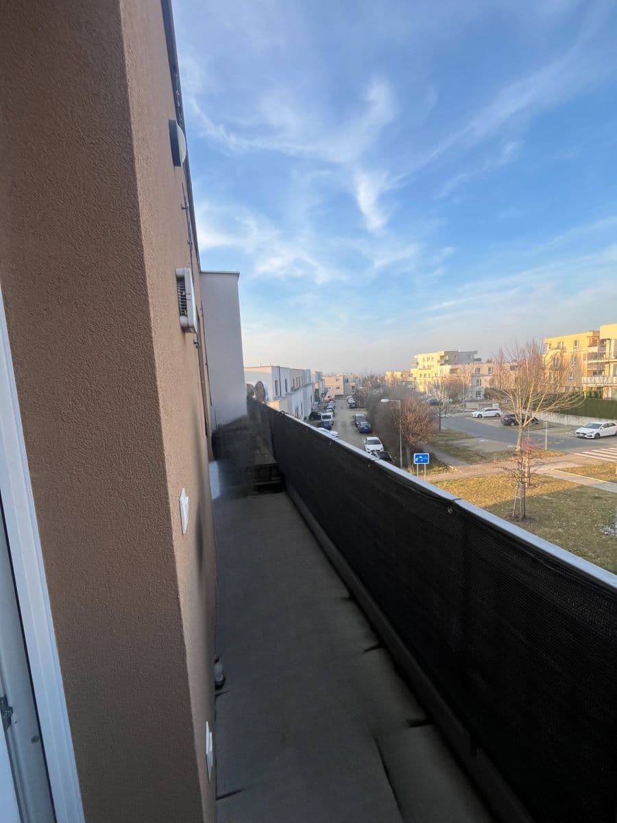 1 bedroom with open-plan kitchen flat to rent, 57 m², U Vodojemu, Brandýs nad Labem-Stará Boleslav, Středočeský Region 1 bedroom with open-plan kitchen flat to rent, 57 m², U Vodojemu, Brandýs nad Labem-Stará Boleslav, Středočeský Region