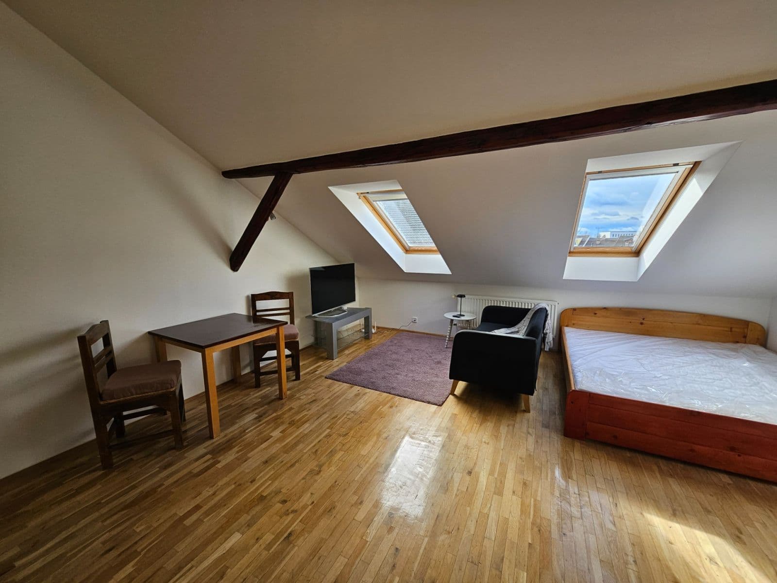 Studio flat to rent, 62 m², Čejkova, Brno, Jihomoravský Region Studio flat to rent, 62 m², Čejkova, Brno, Jihomoravský Region