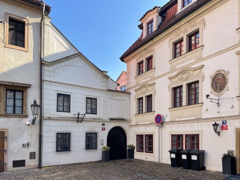 1 bedroom flat to rent, 46 m², Valdštejnské náměstí, Prague, Prague 1 bedroom flat to rent, 46 m², Valdštejnské náměstí, Prague, Prague