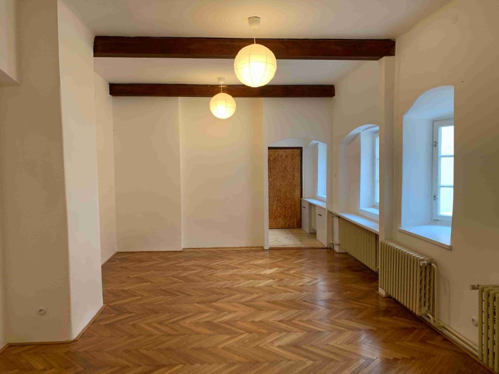 1 bedroom flat to rent, 46 m², Valdštejnské náměstí, Prague, Prague 1 bedroom flat to rent, 46 m², Valdštejnské náměstí, Prague, Prague