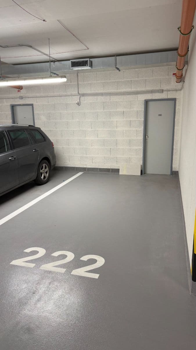 1 bedroom with open-plan kitchen flat for sale, 59 m², Poděbradská, Prague, Prague 1 bedroom with open-plan kitchen flat for sale, 59 m², Poděbradská, Prague, Prague