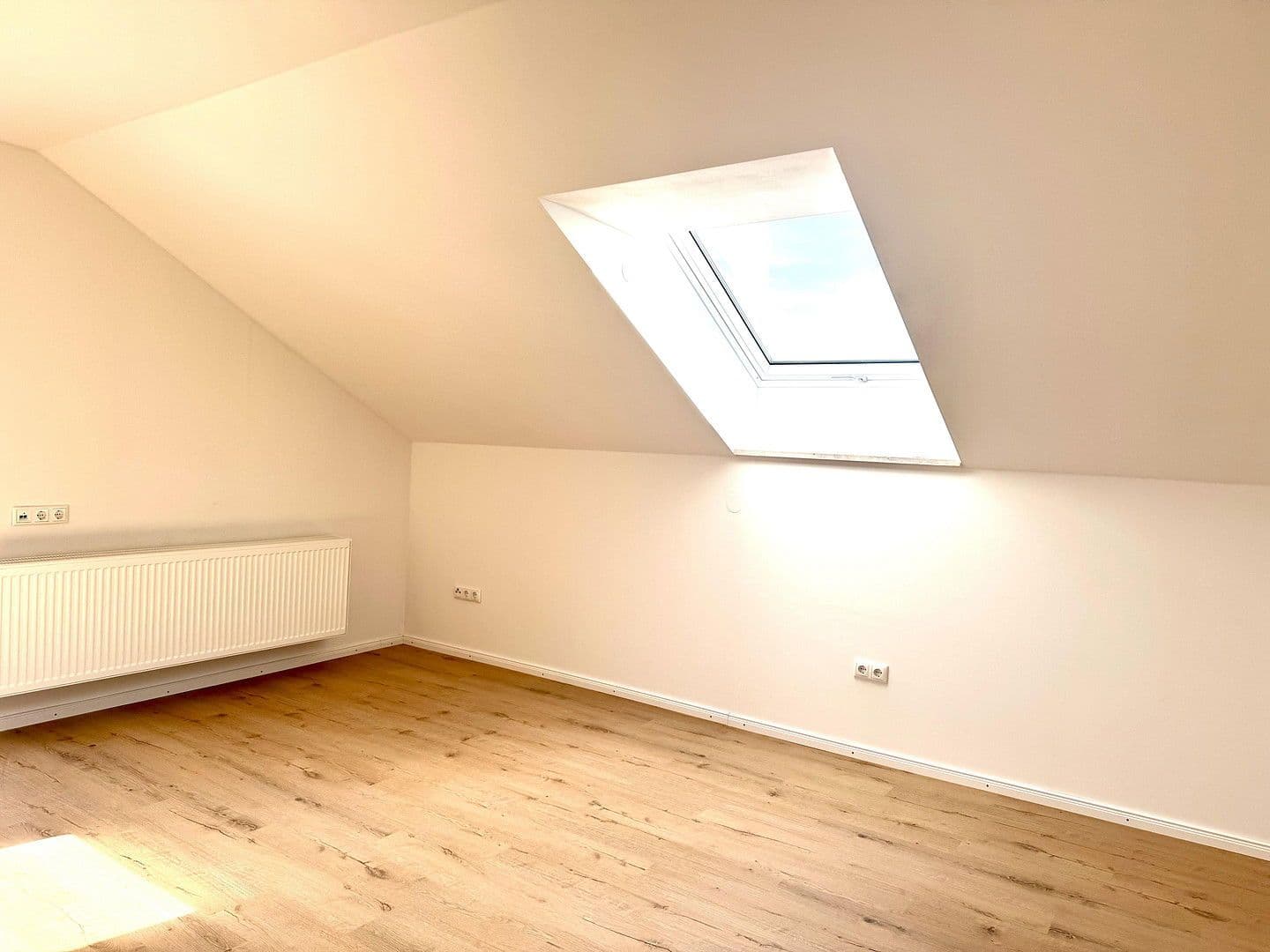 1 bedroom with open-plan kitchen flat to rent, 60 m², Kissing, Bavaria 1 bedroom with open-plan kitchen flat to rent, 60 m², Kissing, Bavaria