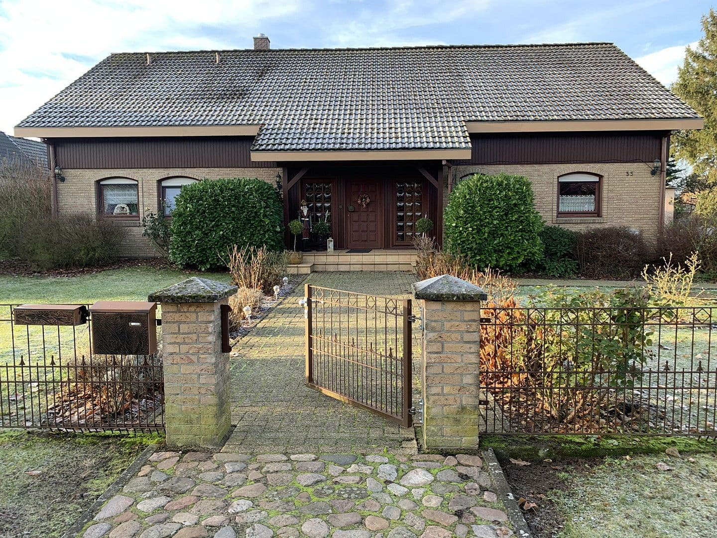 house for sale, 220 m², Arendsee (Altmark), Saxony-Anhalt house for sale, 220 m², Arendsee (Altmark), Saxony-Anhalt