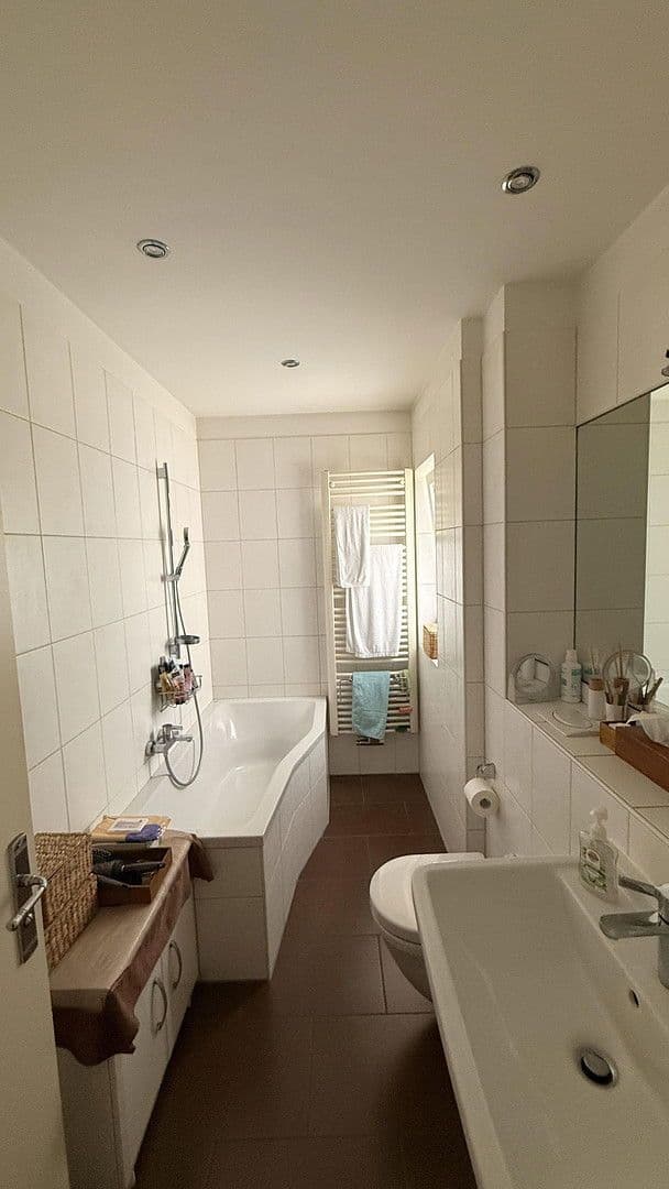 3 bedroom flat to rent, 82 m², Eschersheimer Landstr. 516, Frankfurt am Main, Hesse 3 bedroom flat to rent, 82 m², Eschersheimer Landstr. 516, Frankfurt am Main, Hesse