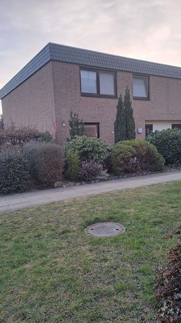 house for sale, 129 m², Glogauer Str. 10, Lüneburg, Lower Saxony house for sale, 129 m², Glogauer Str. 10, Lüneburg, Lower Saxony