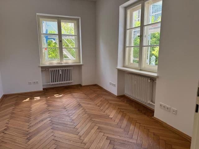 office to rent, 162 m², Karl-Theodor-Strasse 18, München, Bavaria office to rent, 162 m², Karl-Theodor-Strasse 18, München, Bavaria