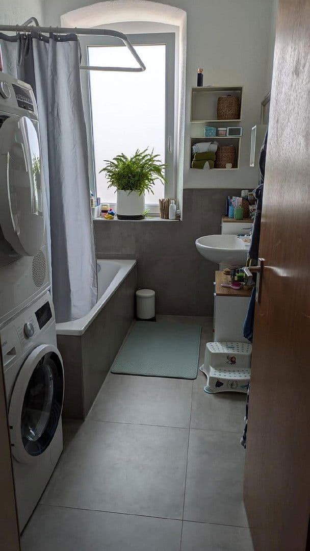 4 bedroom flat to rent, 89 m², Kaufering, Bavaria 4 bedroom flat to rent, 89 m², Kaufering, Bavaria