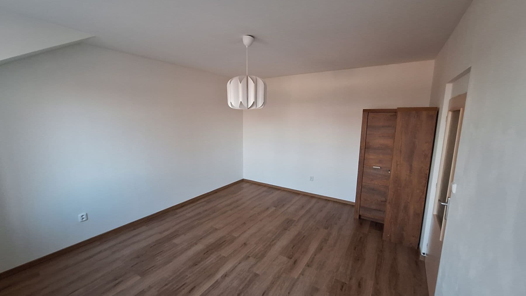 1 bedroom with open-plan kitchen flat to rent, 53 m², Kaštanová, Milovice, Středočeský Region 1 bedroom with open-plan kitchen flat to rent, 53 m², Kaštanová, Milovice, Středočeský Region