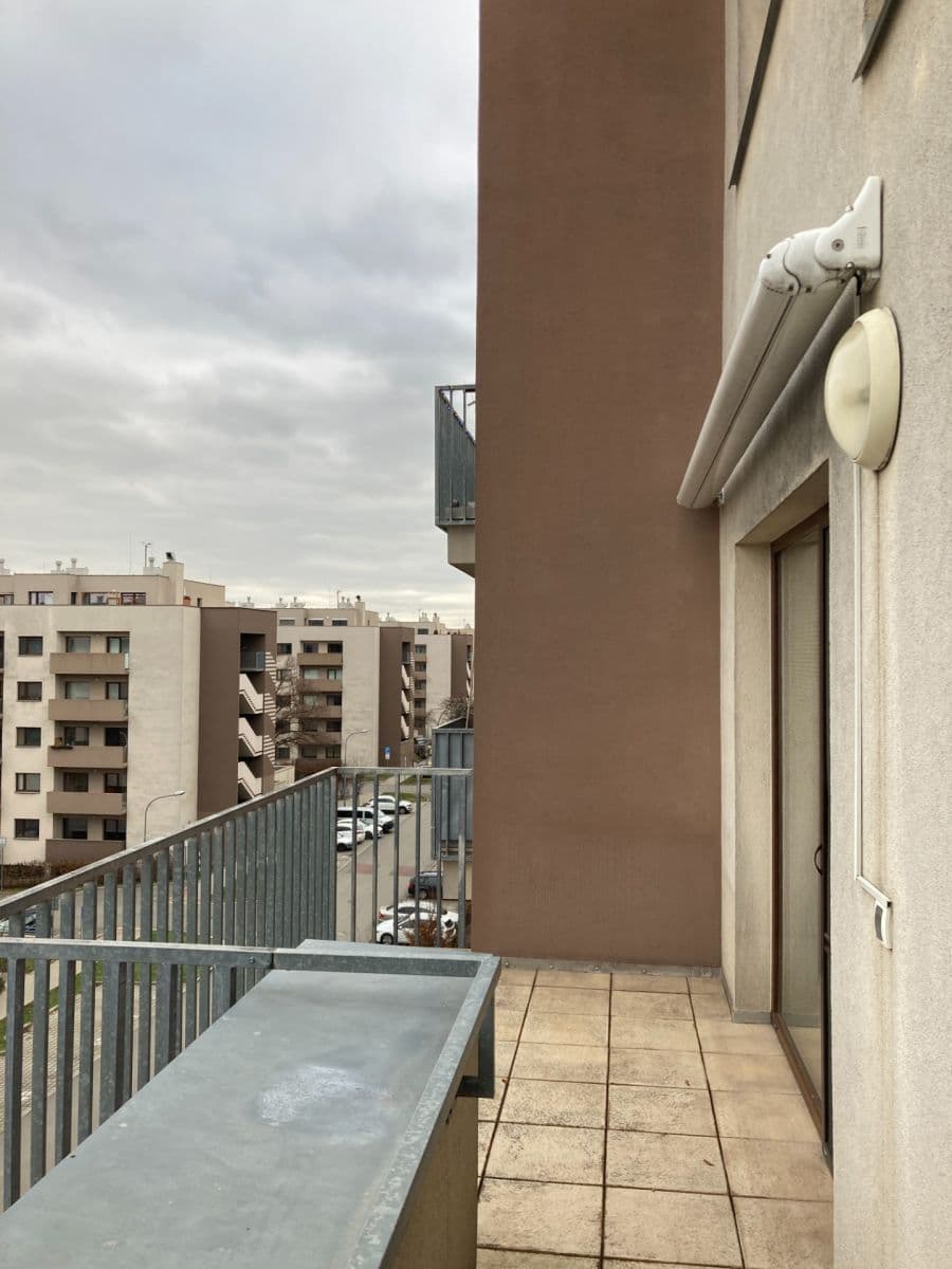 1 bedroom with open-plan kitchen flat for sale, 55 m², Řípská, Brno, Jihomoravský Region 1 bedroom with open-plan kitchen flat for sale, 55 m², Řípská, Brno, Jihomoravský Region