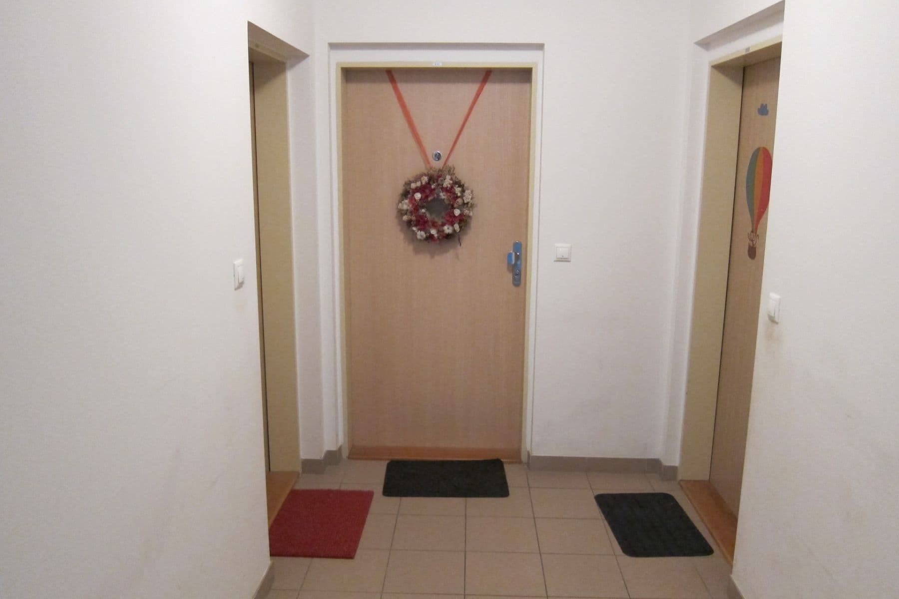 1 bedroom with open-plan kitchen flat to rent, 48 m², Za Mototechnou, Prague, Prague 1 bedroom with open-plan kitchen flat to rent, 48 m², Za Mototechnou, Prague, Prague