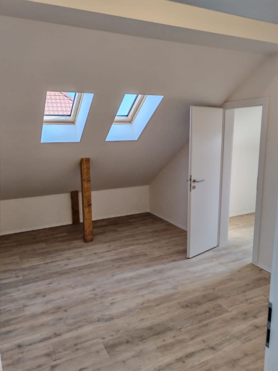 1 bedroom with open-plan kitchen flat to rent, 67 m², U Vysočanského pivovaru, Prague, Prague 1 bedroom with open-plan kitchen flat to rent, 67 m², U Vysočanského pivovaru, Prague, Prague