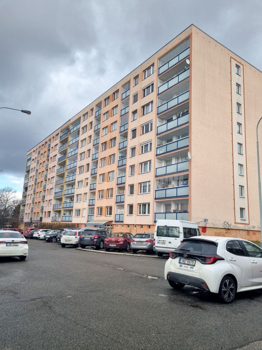 2 bedroom with open-plan kitchen flat to rent, 65 m², Vejvanovského, Prague, Prague 2 bedroom with open-plan kitchen flat to rent, 65 m², Vejvanovského, Prague, Prague