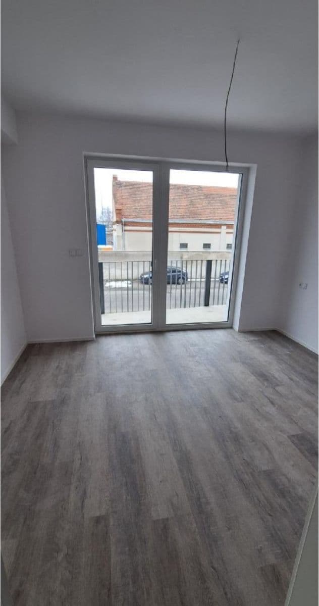 1 bedroom with open-plan kitchen flat to rent, 53 m², Bobnická, Nymburk, Středočeský Region 1 bedroom with open-plan kitchen flat to rent, 53 m², Bobnická, Nymburk, Středočeský Region