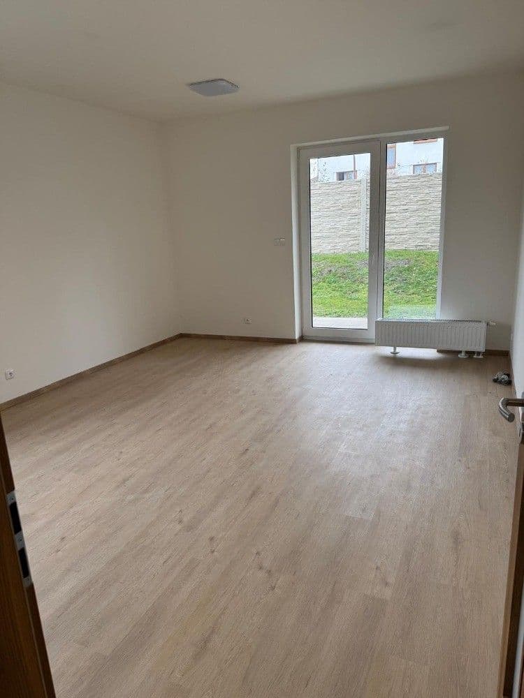 Studio flat to rent, 38 m², Pražská, Kolín, Středočeský Region Studio flat to rent, 38 m², Pražská, Kolín, Středočeský Region