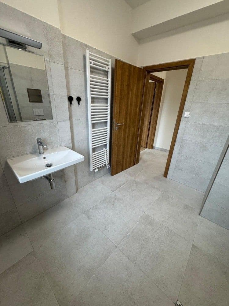 Studio flat to rent, 38 m², Pražská, Kolín, Středočeský Region Studio flat to rent, 38 m², Pražská, Kolín, Středočeský Region