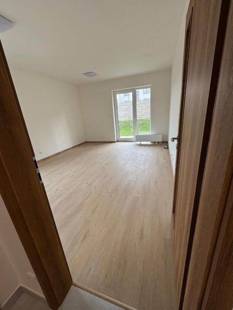 Studio flat to rent, 38 m², Pražská, Kolín, Středočeský Region Studio flat to rent, 38 m², Pražská, Kolín, Středočeský Region