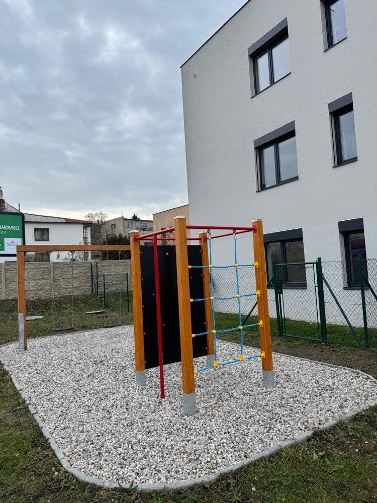 Studio flat to rent, 38 m², Pražská, Kolín, Středočeský Region Studio flat to rent, 38 m², Pražská, Kolín, Středočeský Region