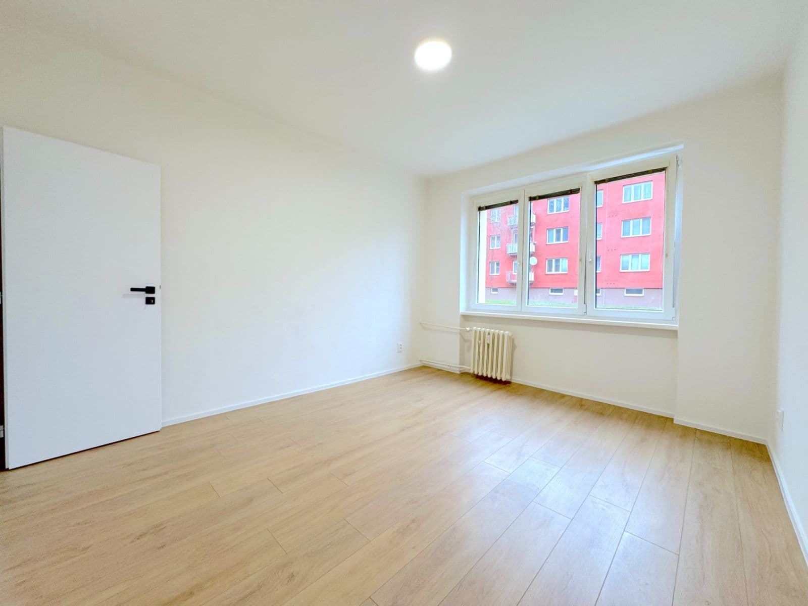 2 bedroom with open-plan kitchen flat for sale, 55 m², Dukelských hrdinů, Ústí nad Labem, Ústecký Region 2 bedroom with open-plan kitchen flat for sale, 55 m², Dukelských hrdinů, Ústí nad Labem, Ústecký Region