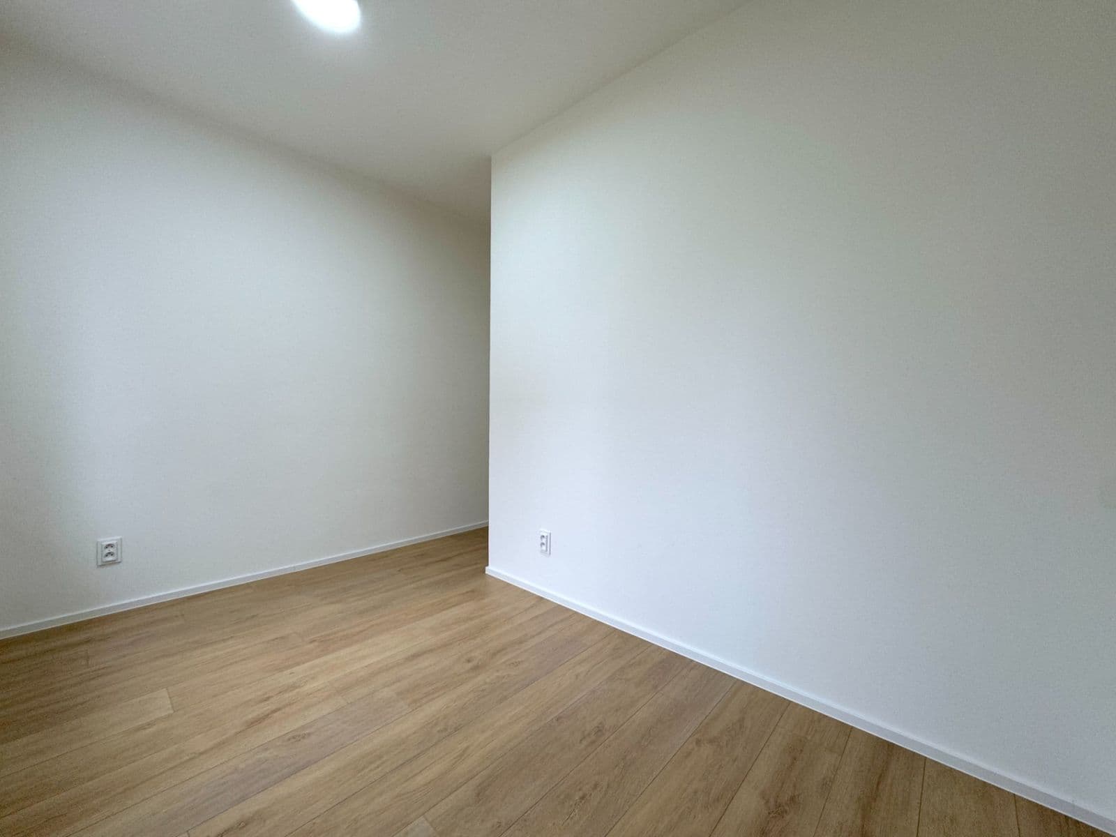 2 bedroom with open-plan kitchen flat for sale, 55 m², Dukelských hrdinů, Ústí nad Labem, Ústecký Region 2 bedroom with open-plan kitchen flat for sale, 55 m², Dukelských hrdinů, Ústí nad Labem, Ústecký Region